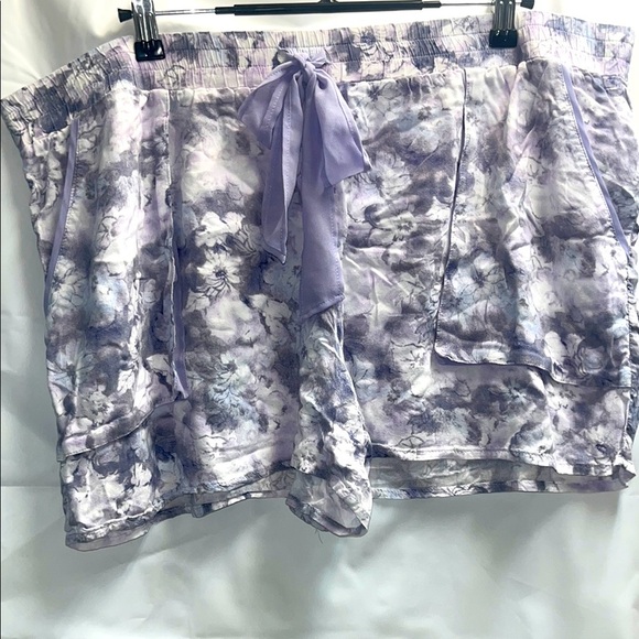 Simply Vera Vera Wang Gray and Lilac Shorts-XL - Picture 1 of 6
